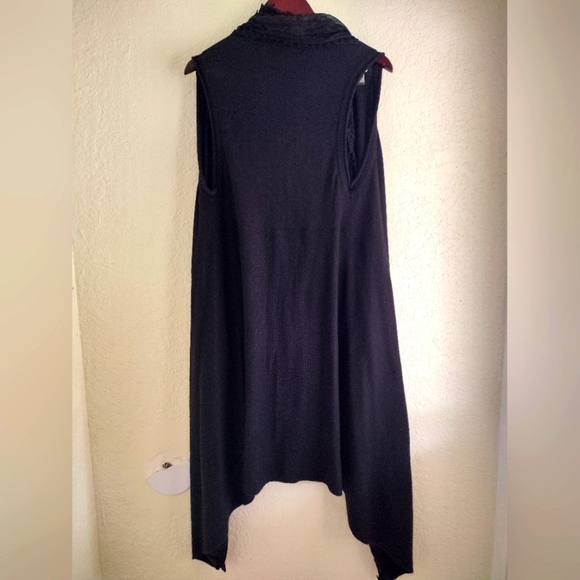 Vertigo Paris Black Ruffled Lace Cardigan - Picture 7 of 7